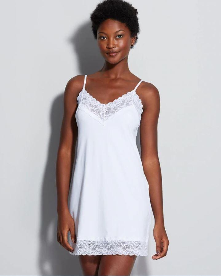 כותנות לילה בשילוב תחרה בצבע בז' בלט - Olla Lingerie Online